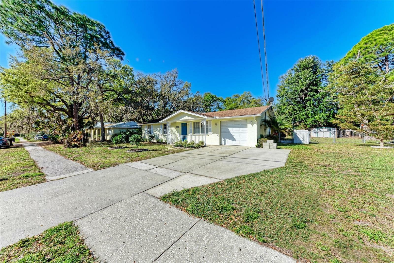 Property Photo:  3114 Java Plum Avenue  FL 34232 