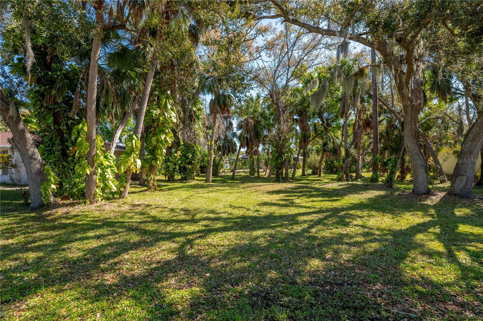 Property Photo:  1150 Winston Street  FL 33952 