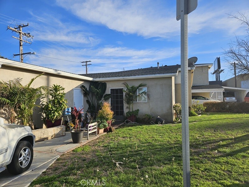 Property Photo:  25719 Walnut Street  CA 90717 