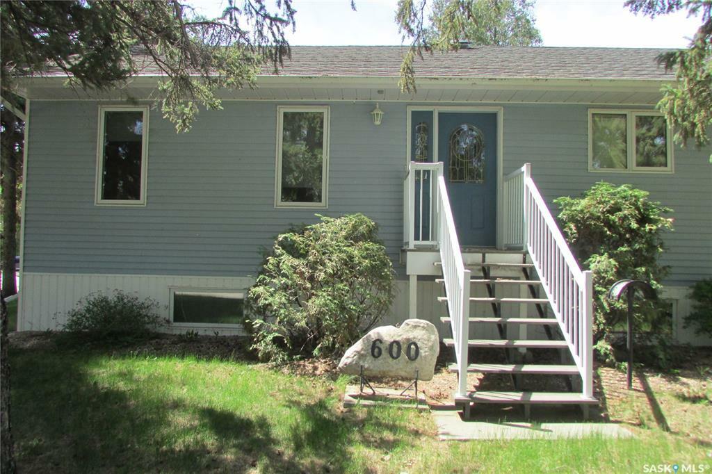 Property Photo:  600 Houghton Street  SK S0G 2K0 