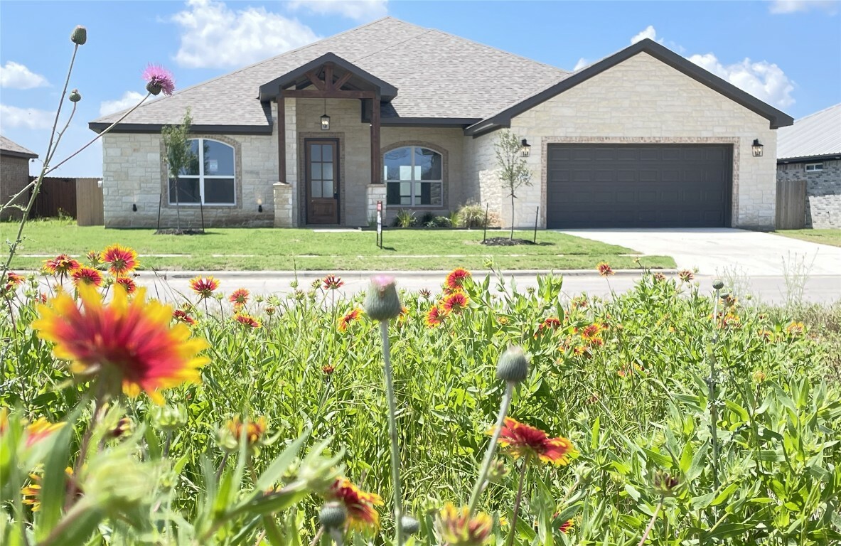 Property Photo:  214 Overlook Trail  TX 76522 
