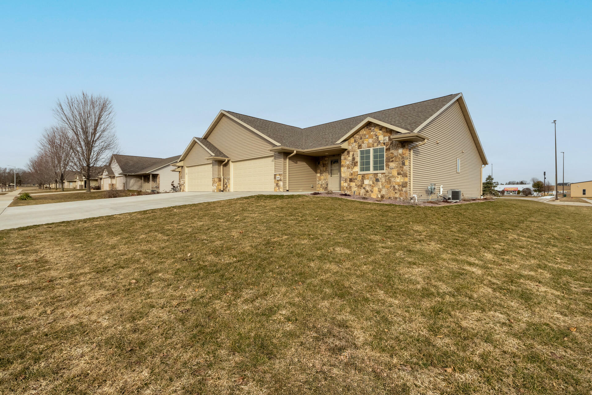 Property Photo:  300 Clover Ln  WI 53048 