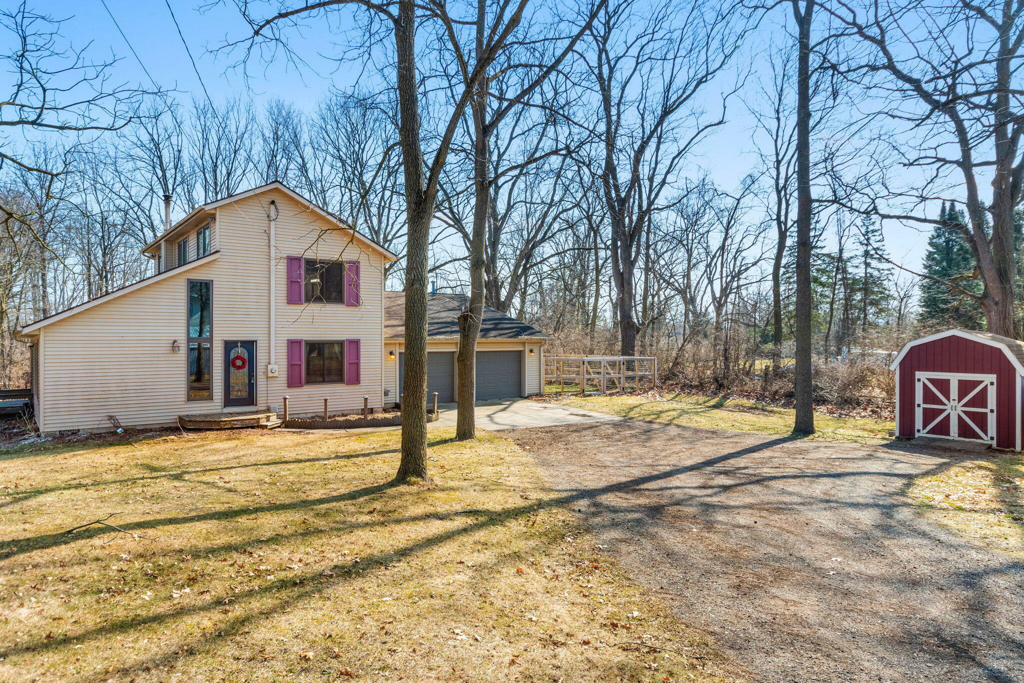 Property Photo:  7149 Bayview Road  MI 49201 