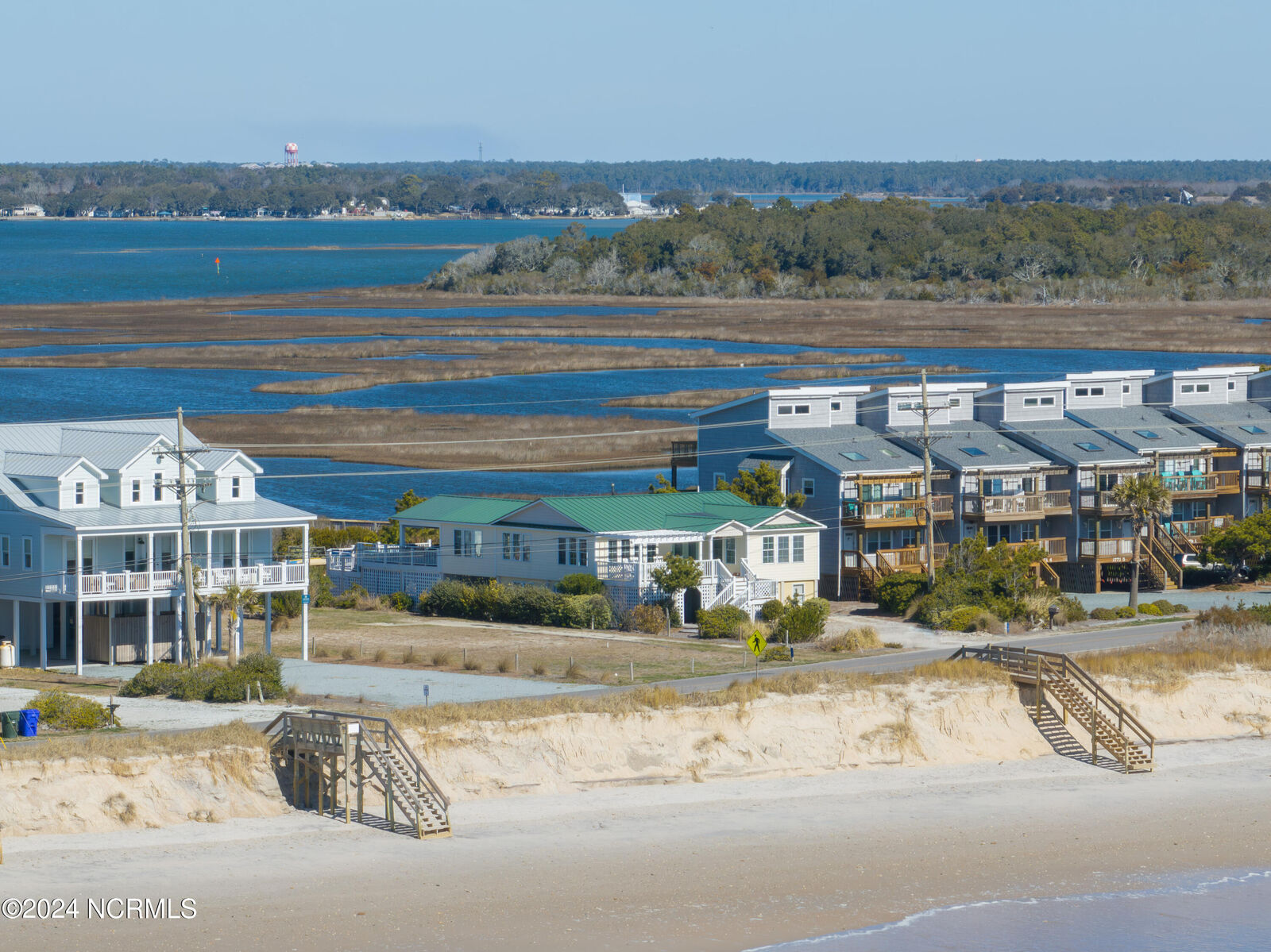 Property Photo:  1763 New River Inlet Road  NC 28460 