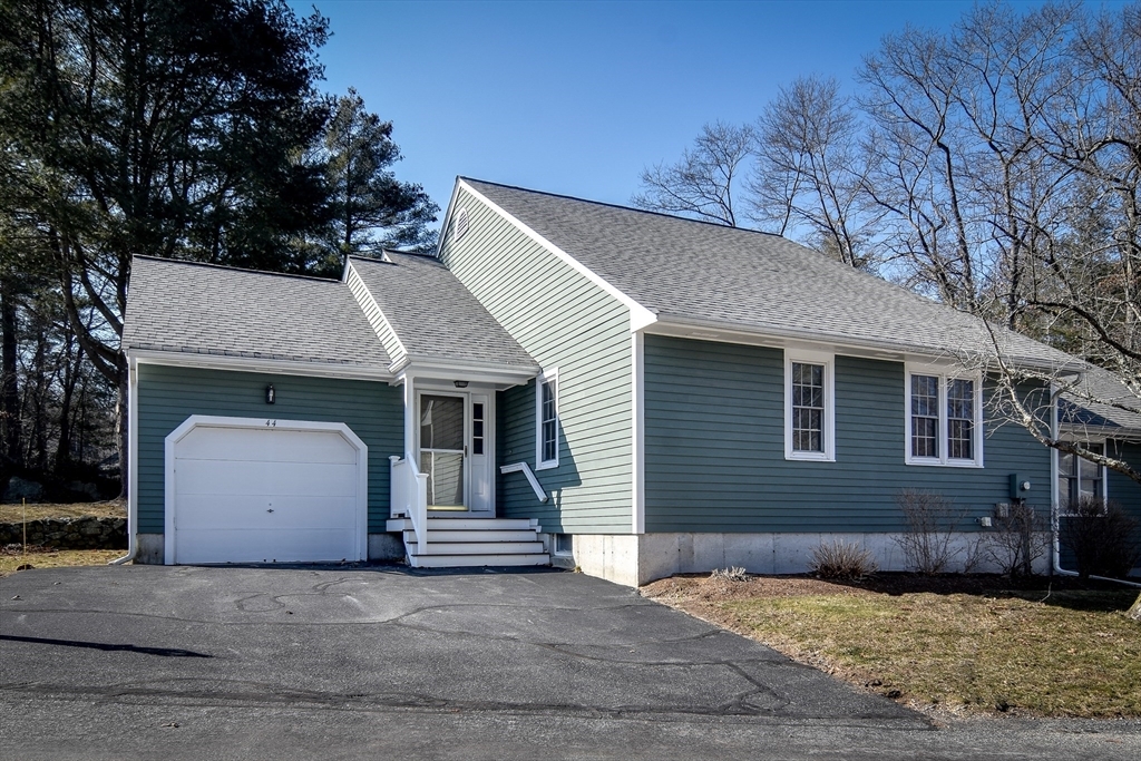 Property Photo:  44 Laurelwood Drive 44  MA 01747 