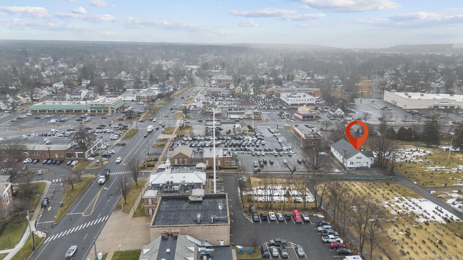 Property Photo:  5 Cemetery Drive  CT 06615 