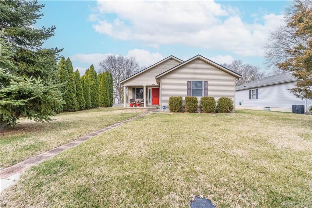Property Photo:  208 Upway Drive  OH 45356 