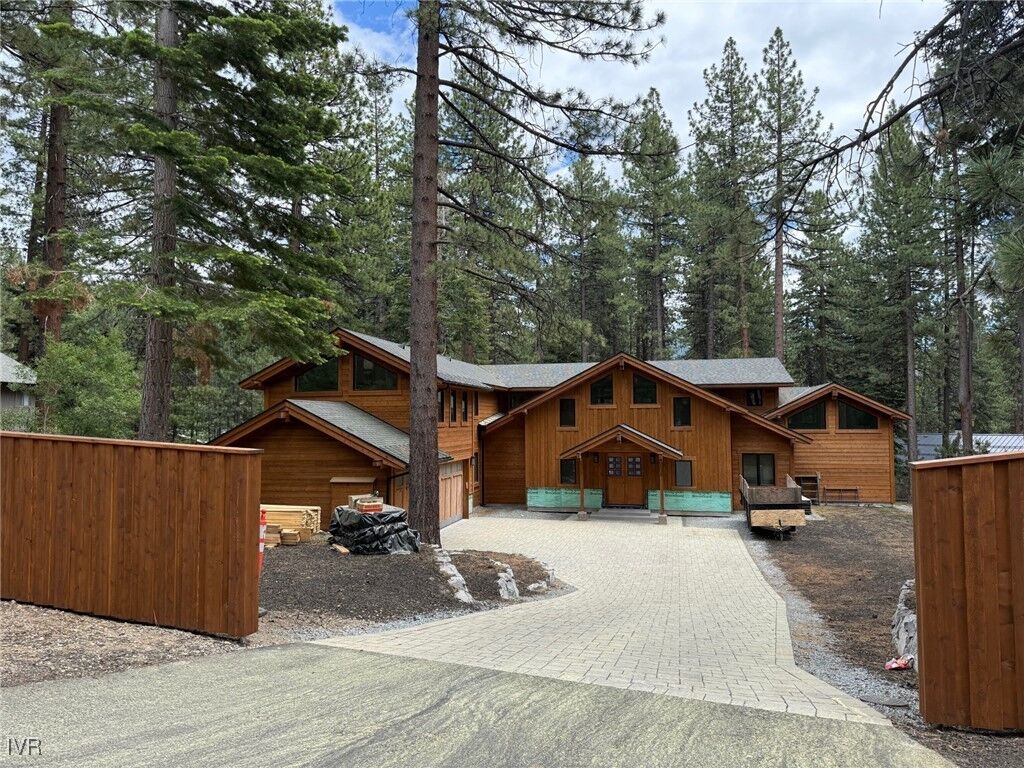 Property Photo:  887 S Dyer Circle  NV 89451 