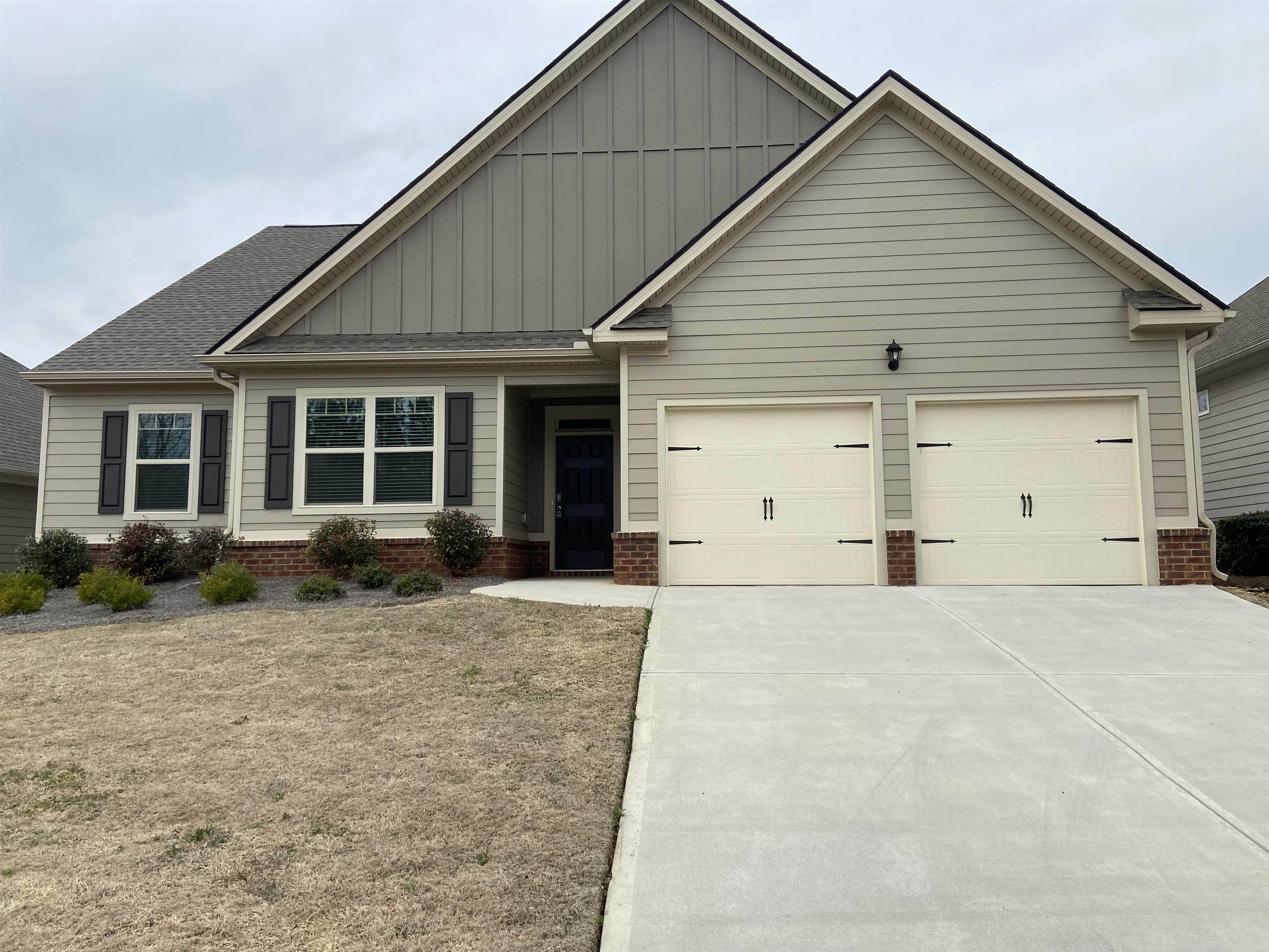 Property Photo: 1090 Creekwood Circle GA 30650