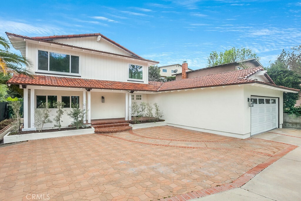 Property Photo:  24400 Kitridge Street  CA 91307 