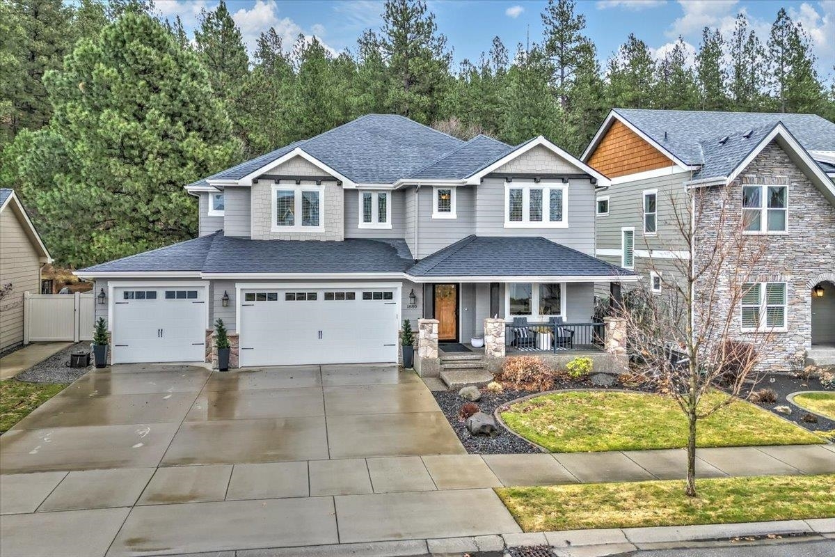 Property Photo:  1880 N Forest Ridge St  WA 99019 