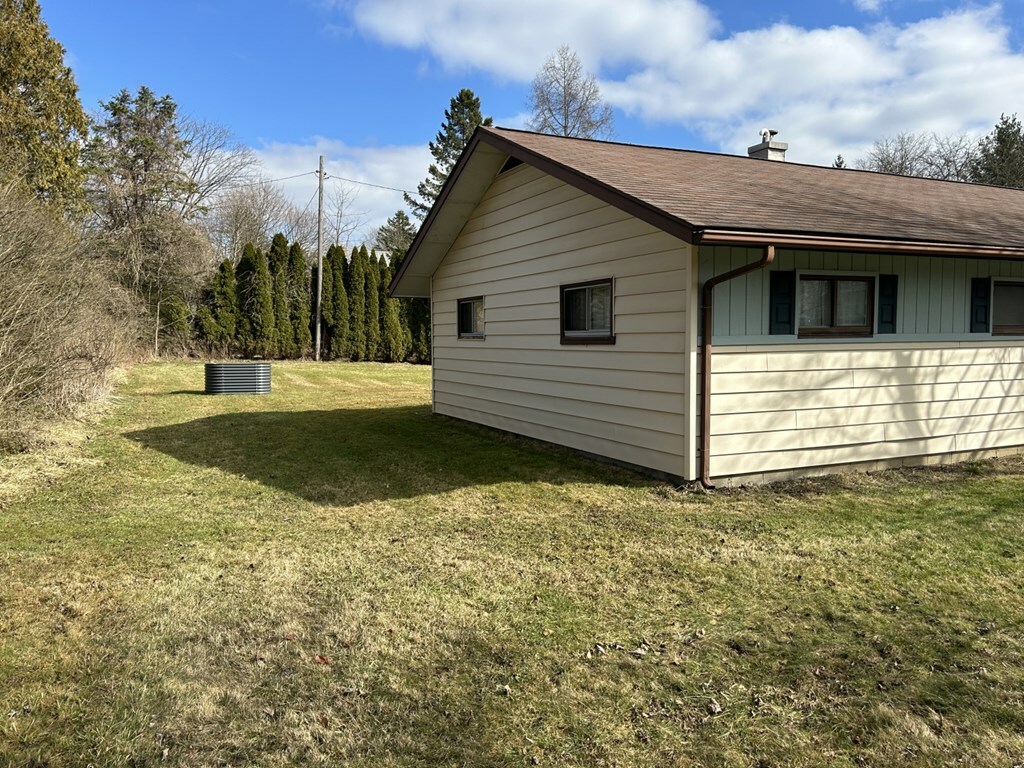 Property Photo:  3444 State Route 257  PA 16346 