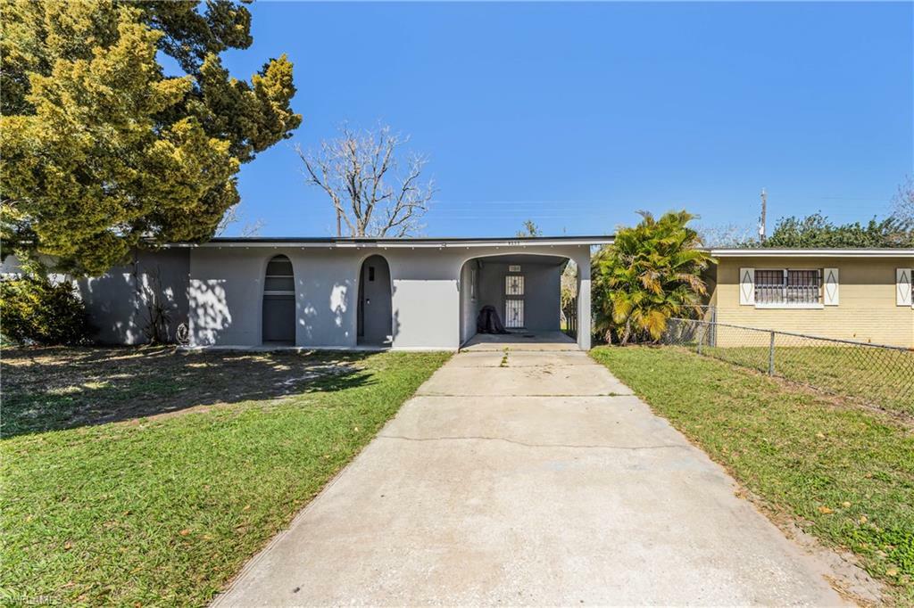 Property Photo:  4255 Clarinda St  FL 32811 