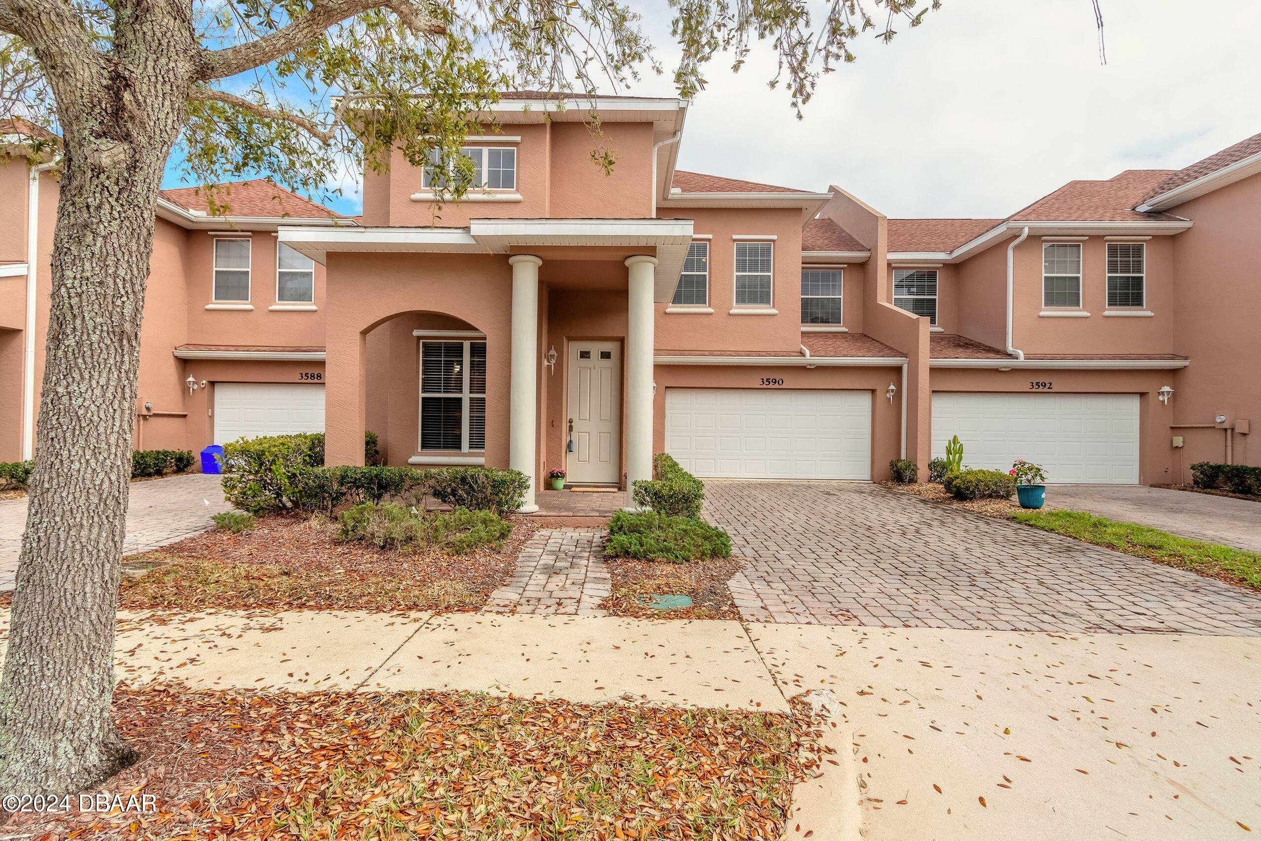 Property Photo:  3590 Casalta Circle  FL 32168 