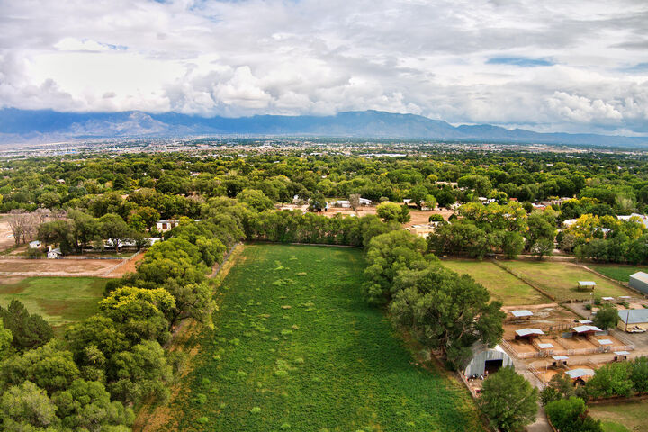7028-B Rio Grande Boulevard NW  Los Ranchos NM 87107 photo