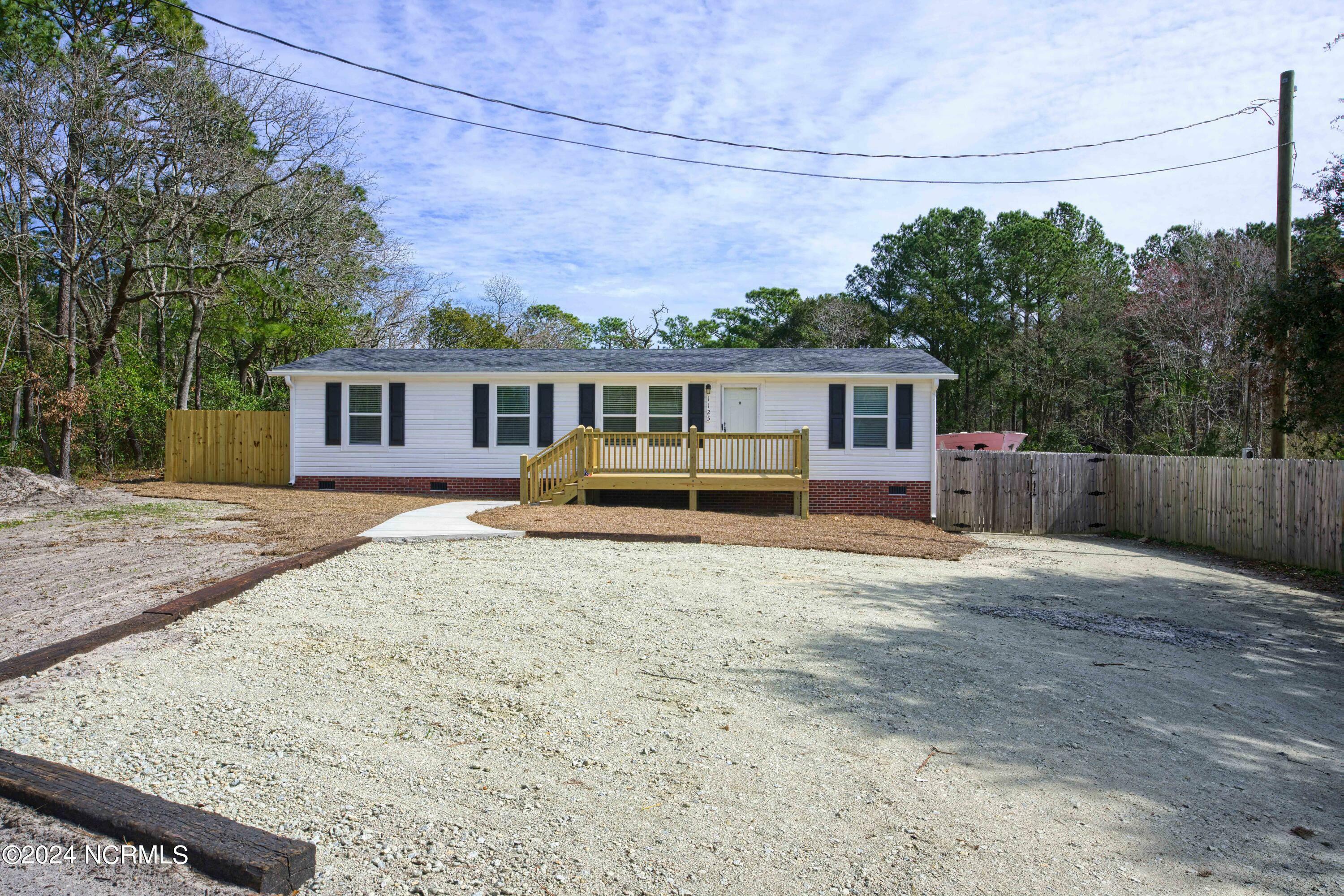 Property Photo:  1125 Ccc Road  NC 28460 