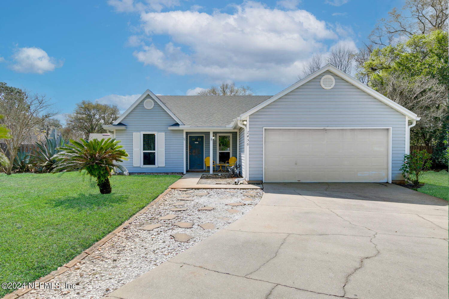 Property Photo:  2456 Hampton Falls Drive W  FL 32224 