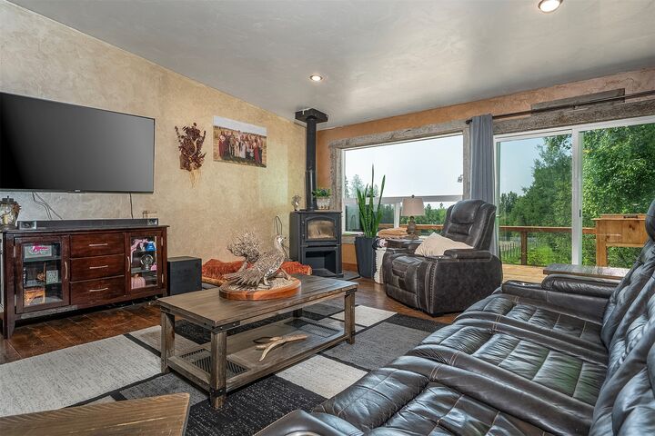 Property Photo:  355 Reservoir Road  MT 59937 