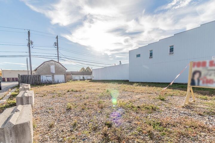 Property Photo:  226 N Main Street  WI 54165-1310 