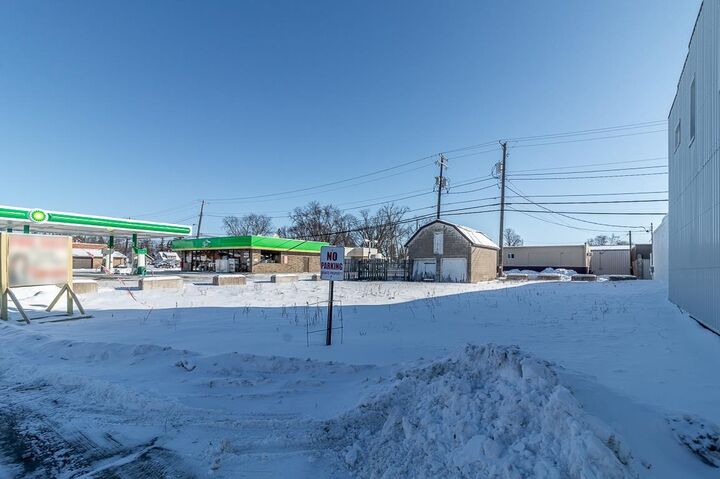 Property Photo: 226 N Main Street WI 54165-1310