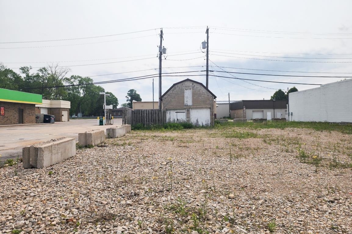 Property Photo: 226 N Main Street WI 54165-1310