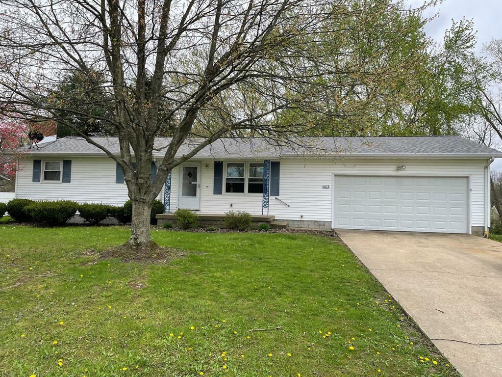 Property Photo:  1103 Columbus Circle N  OH 44805 