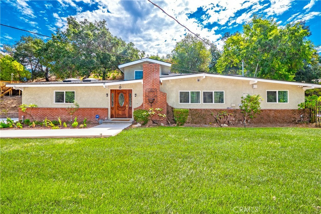 Property Photo:  635 Los Cerritos Road  CA 91740 