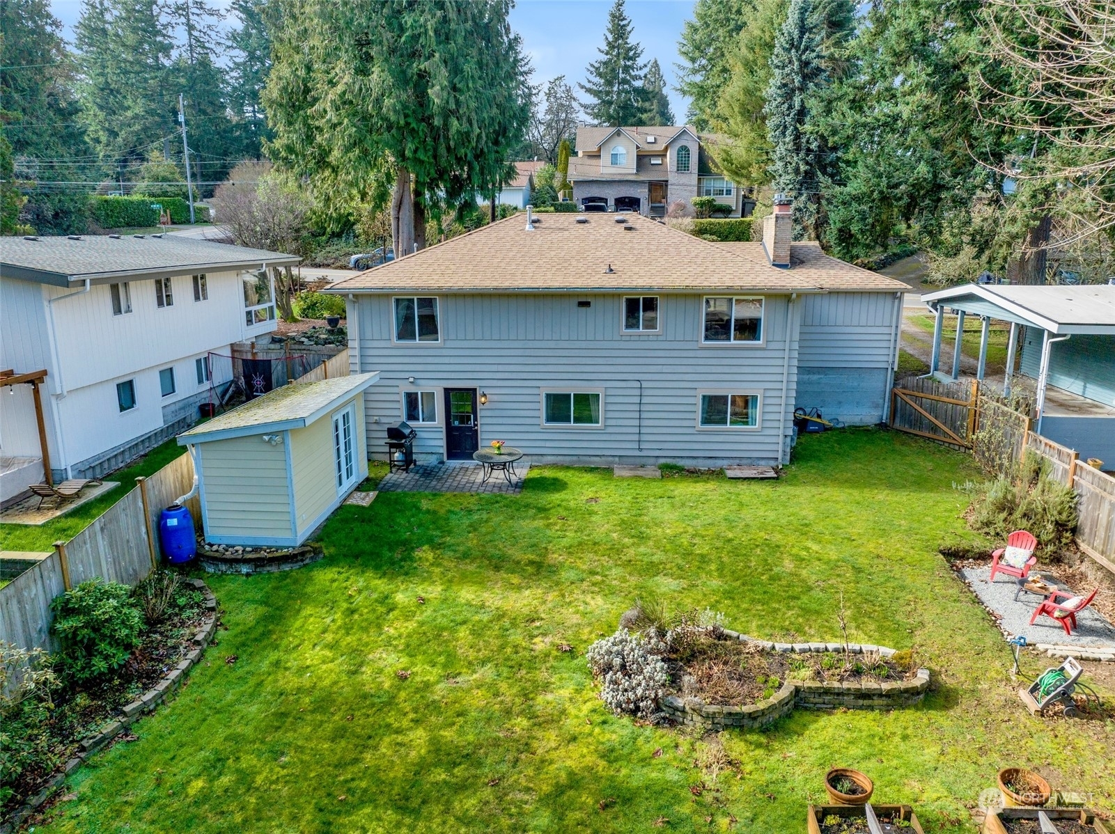 Property Photo:  16652 14th Avenue SW  WA 98166 