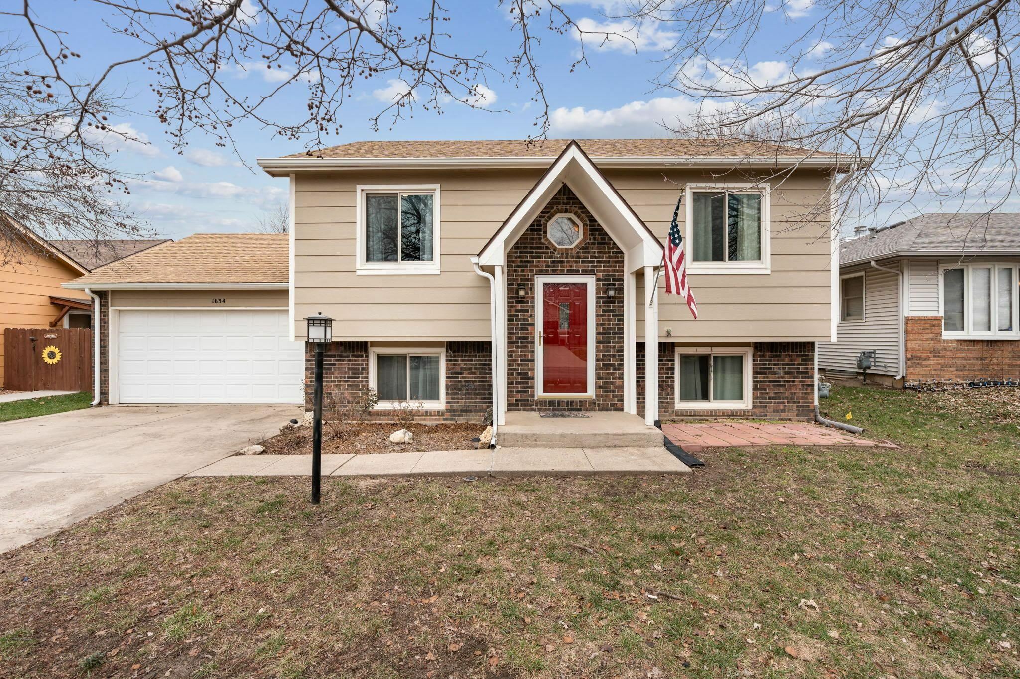 Property Photo:  1634 S Willow Oak Ct  KS 67230-3215 