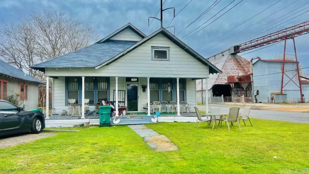 Property Photo:  502 S Florida Street  AR 71601 