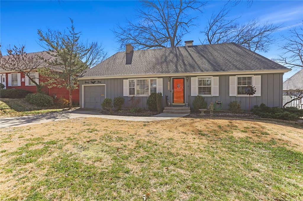 Property Photo: 9030 Holly Street MO 64114