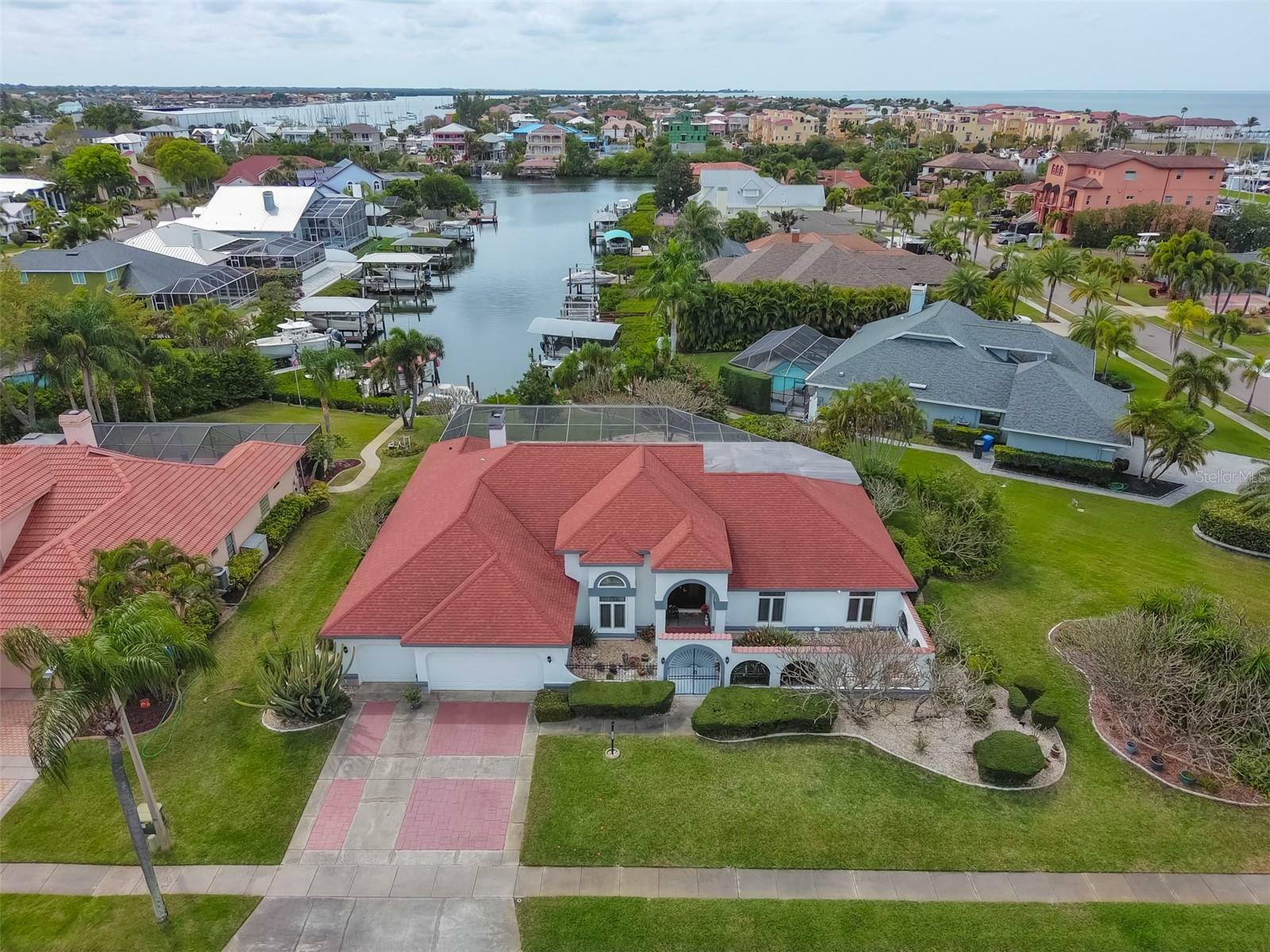 Property Photo:  1304 Cobia Cay Drive  FL 33572 