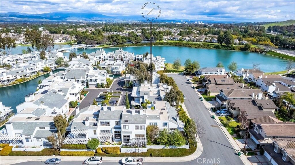 Property Photo:  7 Waterway 15  CA 92614