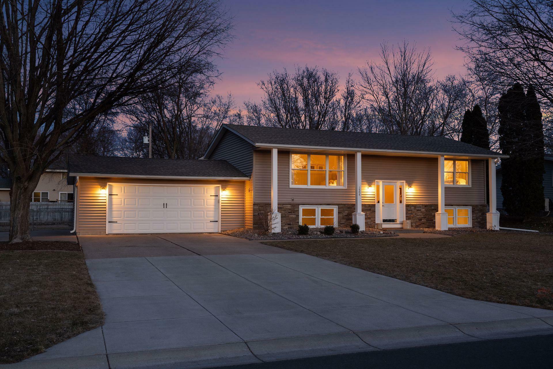 Property Photo: 1504 Rainbow Avenue MN 55359