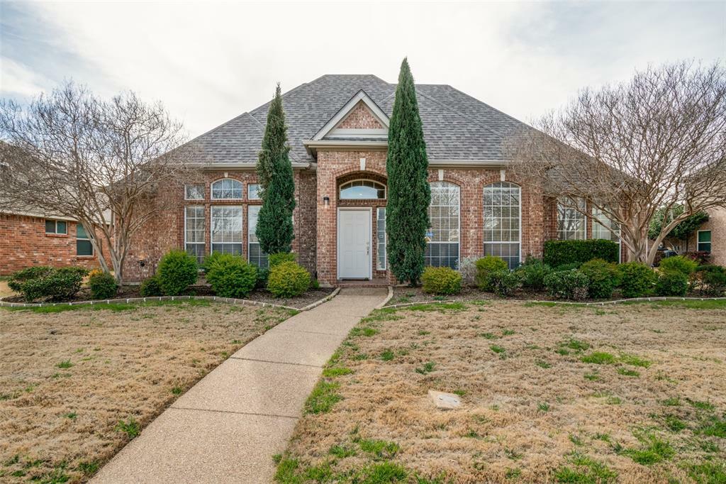 Property Photo:  205 Longmeadow Drive  TX 75019 