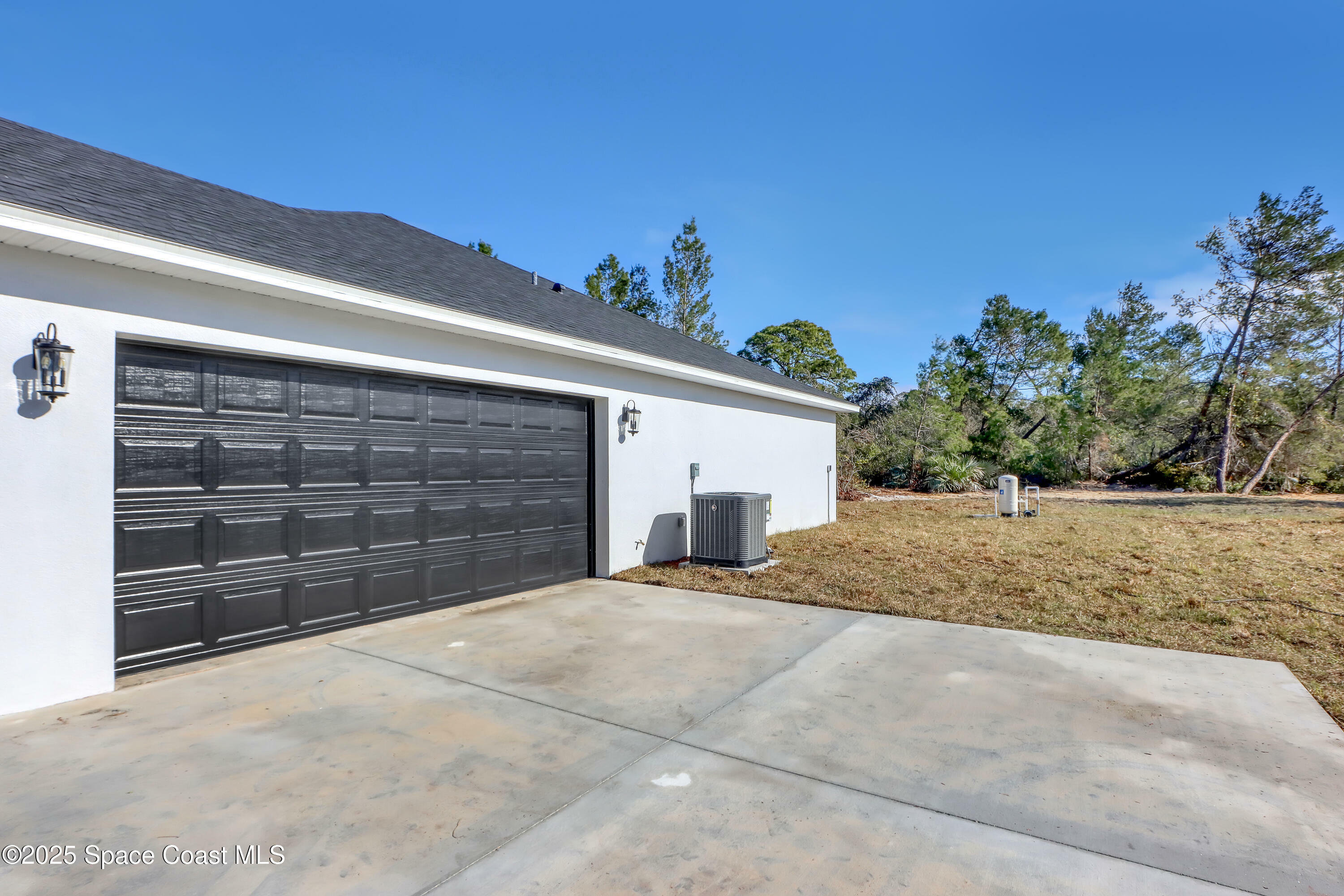 Property Photo:  5245 Blounts Ridge Road  FL 32754 