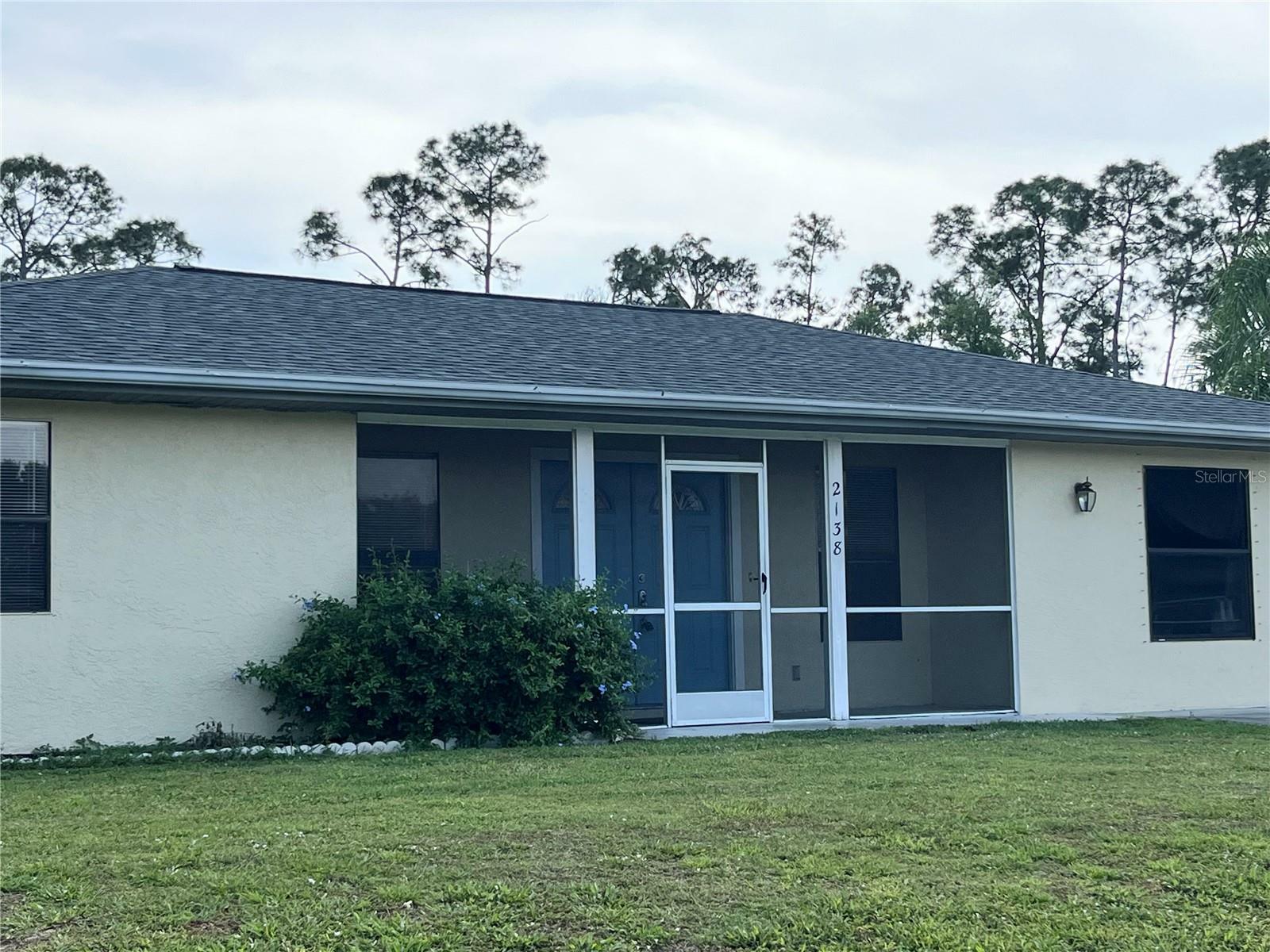 Property Photo: 2138 Aldworth Street FL 33980
