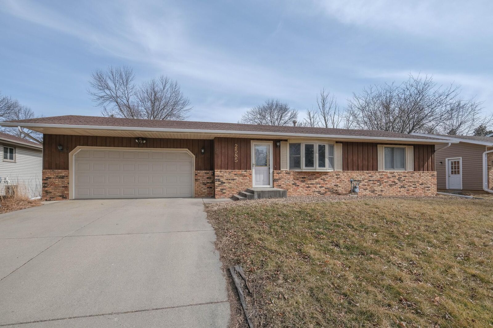 Property Photo:  2585 Lamada Place  MN 55060 
