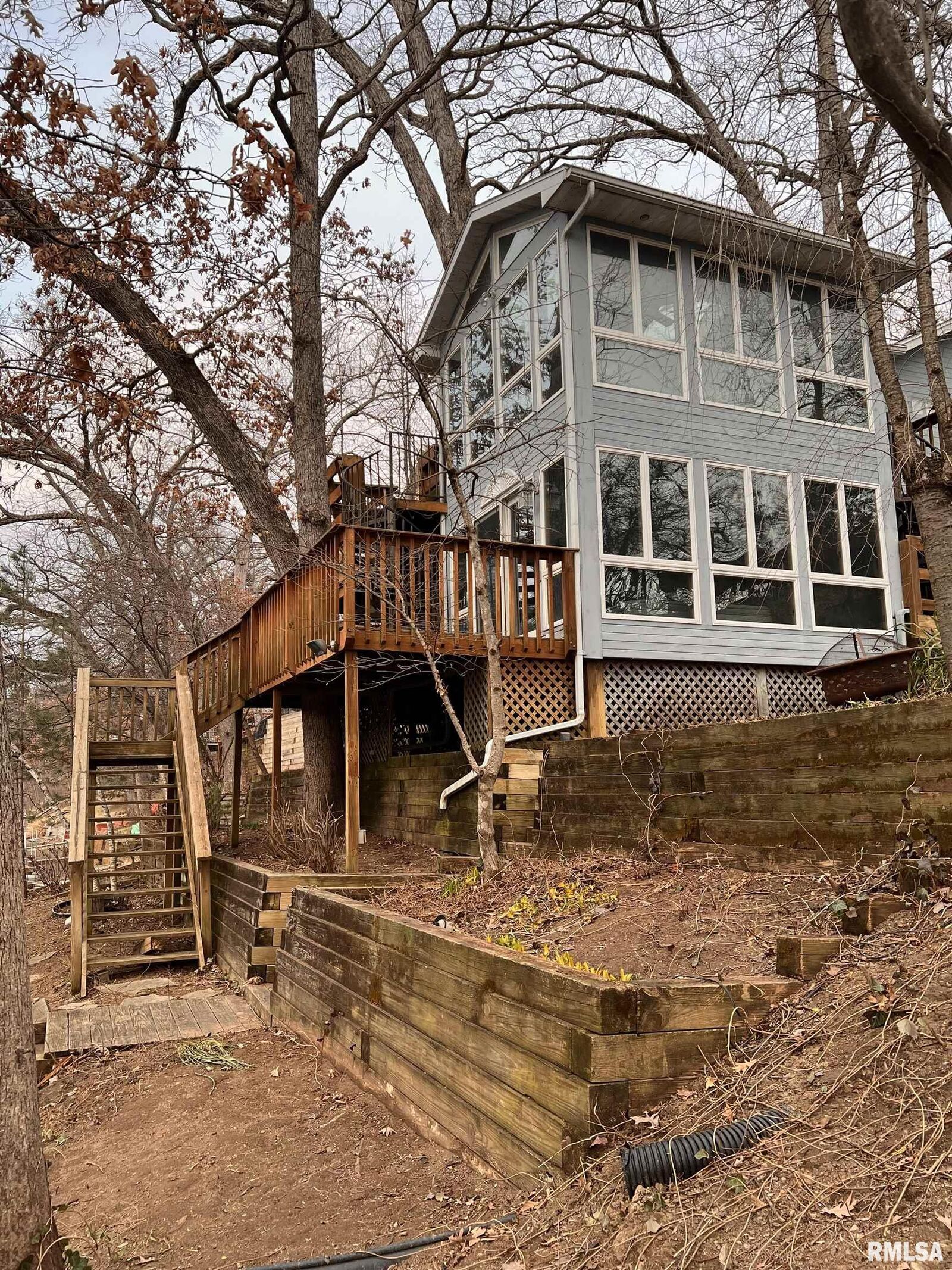 Property Photo: 1026 Island Lane IL 61401