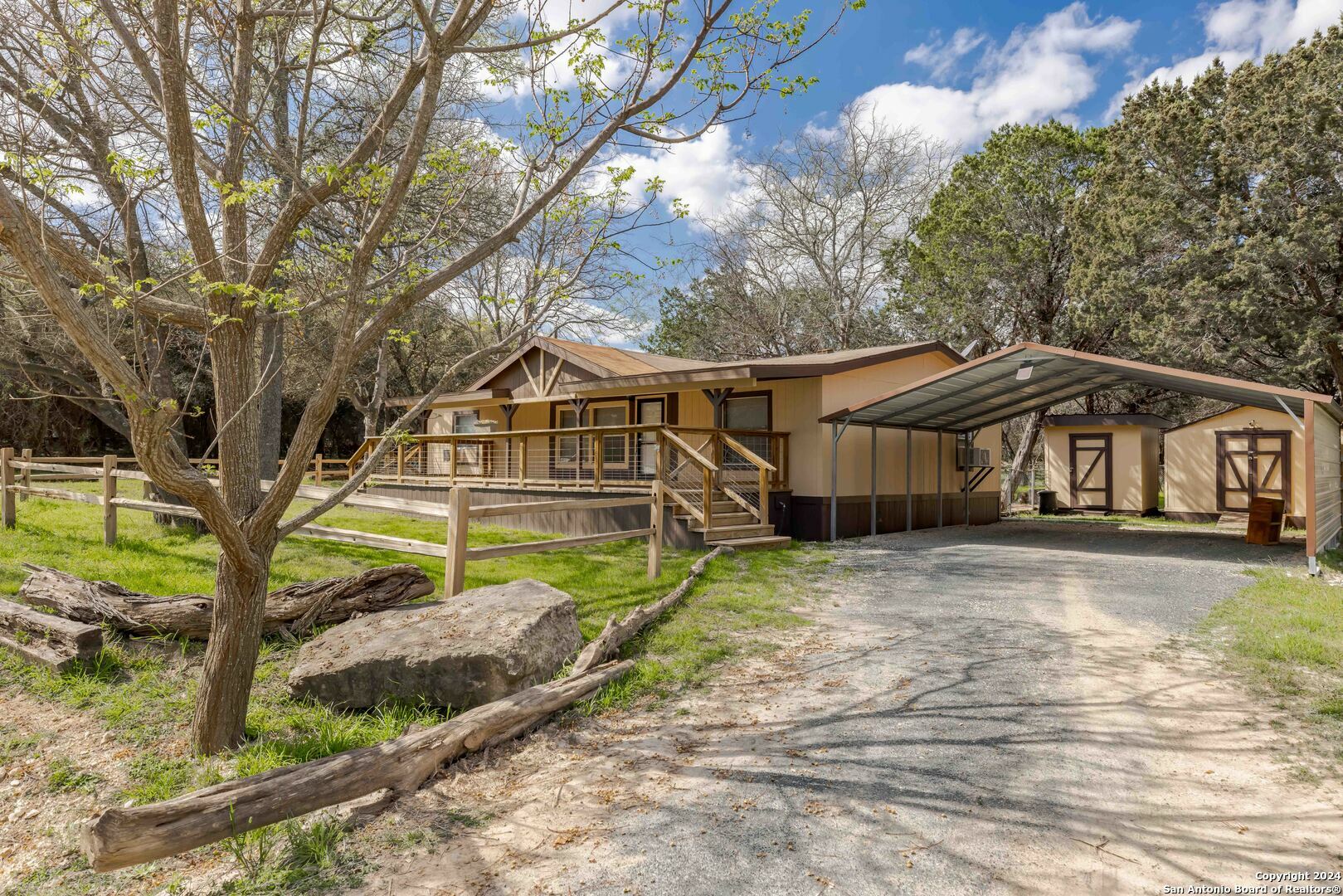 Property Photo:  7939 Whartons Dock  TX 78003 