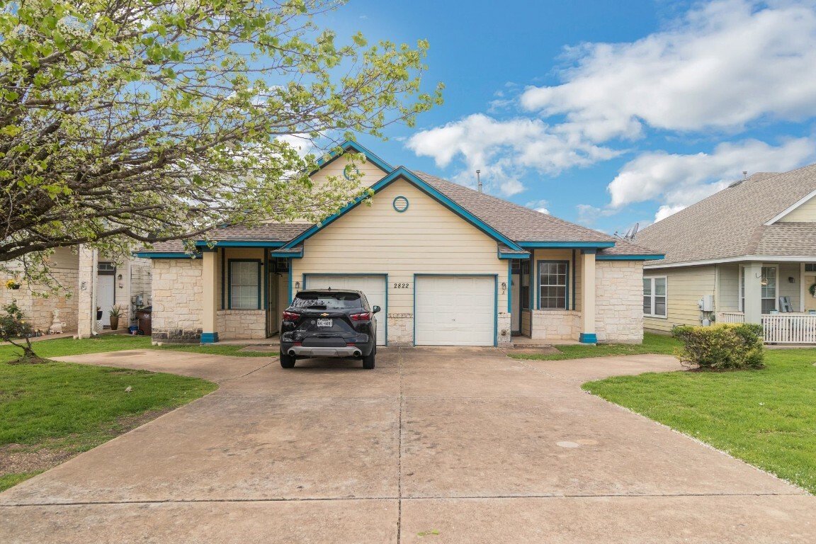 Property Photo:  2822 Southampton Way A &Amp#B  TX 78664 