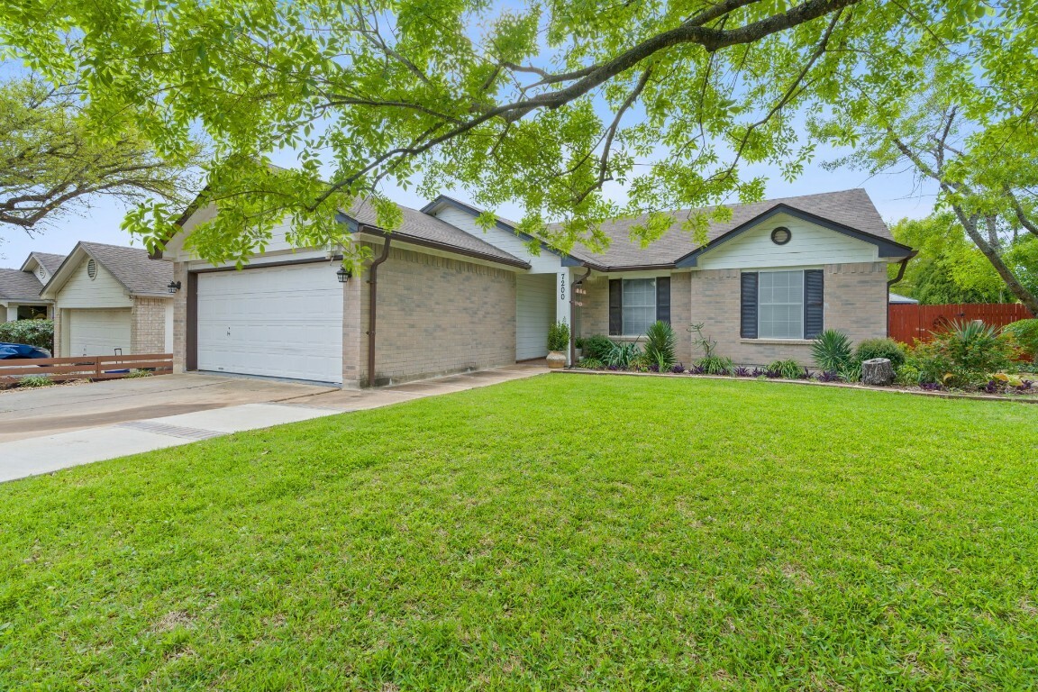 Property Photo:  7200 Kellner Cove  TX 78617 