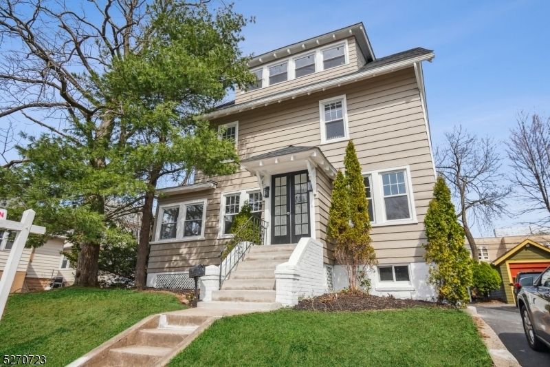 Property Photo:  359 Wilden Pl  NJ 07079 