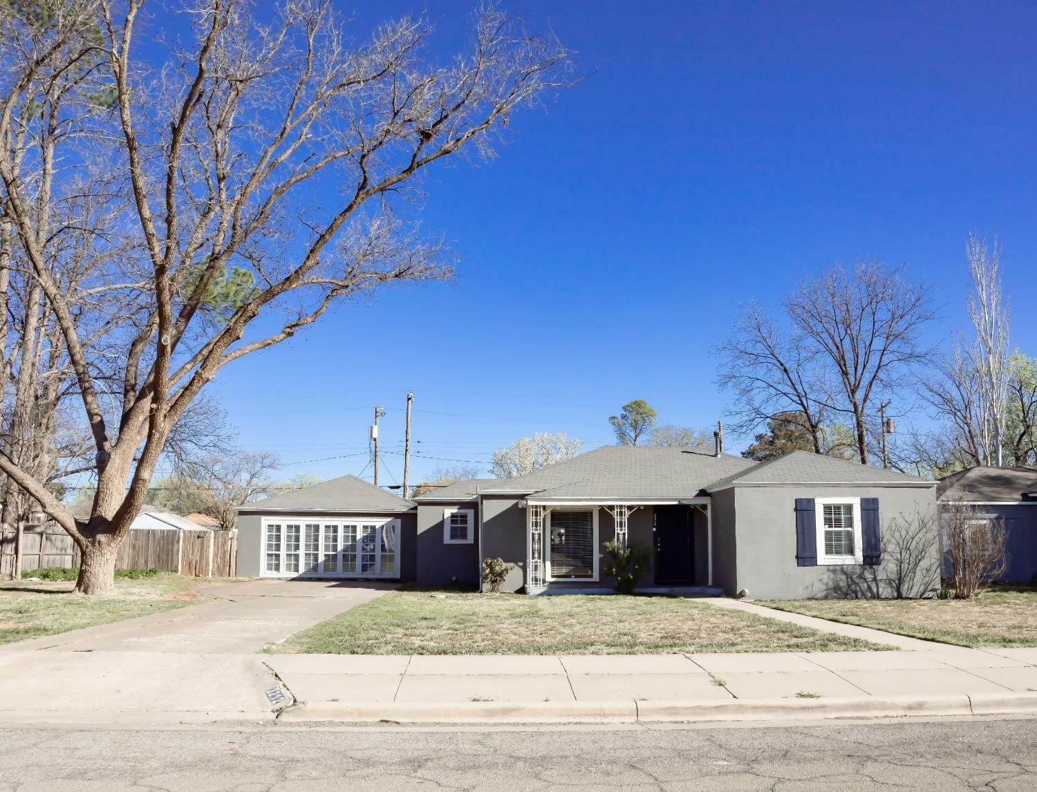 Property Photo:  2212 31st Street  TX 79411 