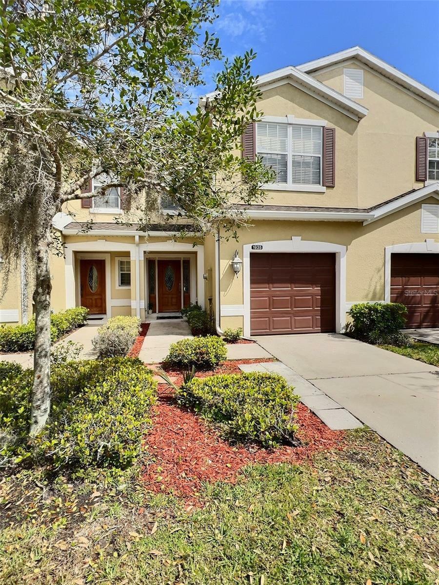 Property Photo:  1935 Beacon Bay Court  FL 32712 