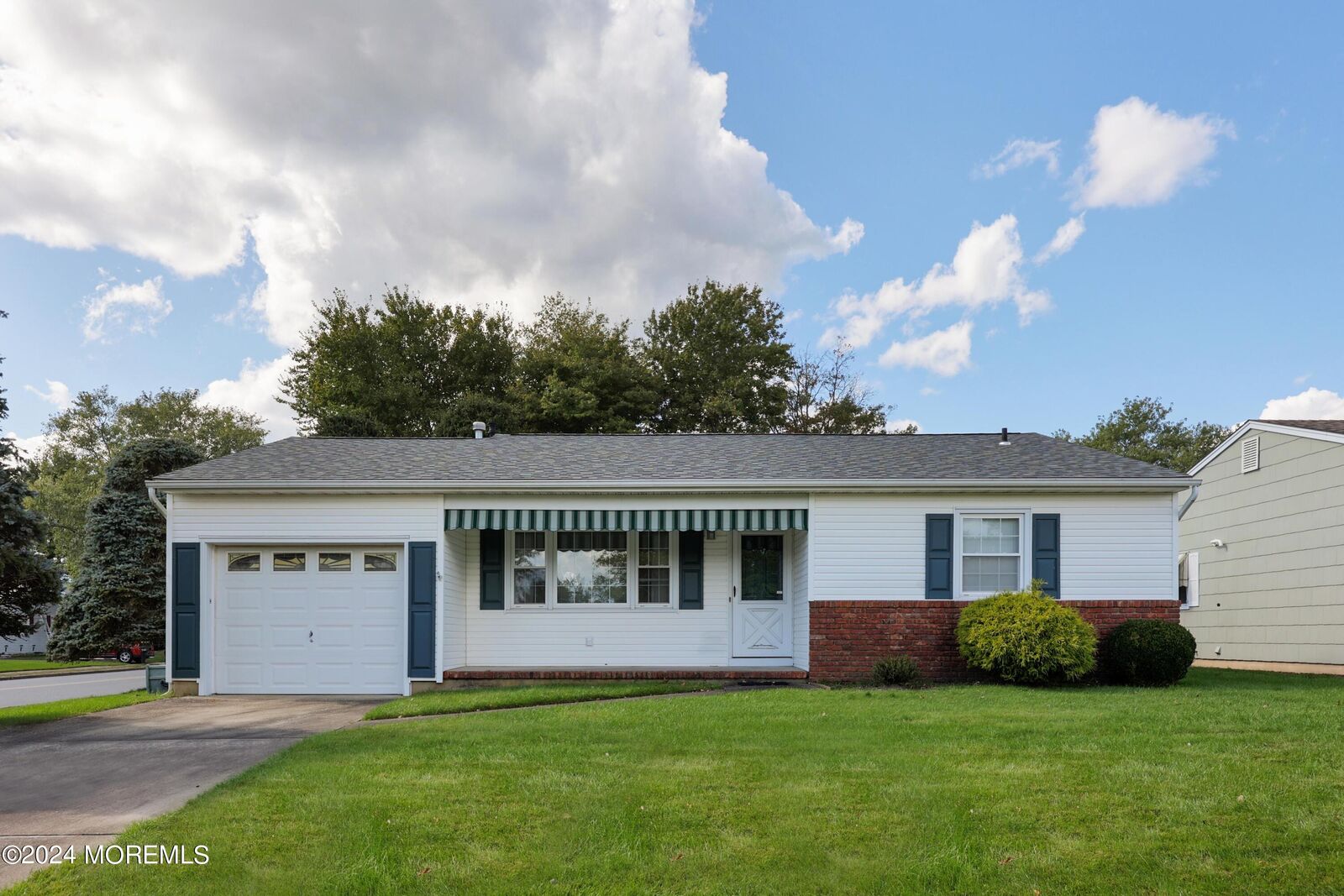 Property Photo: 20 Ely Court NJ 08757