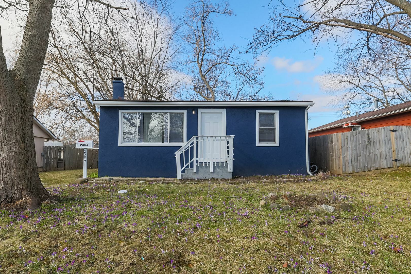 Property Photo: 2304 Gilead Avenue IL 60099