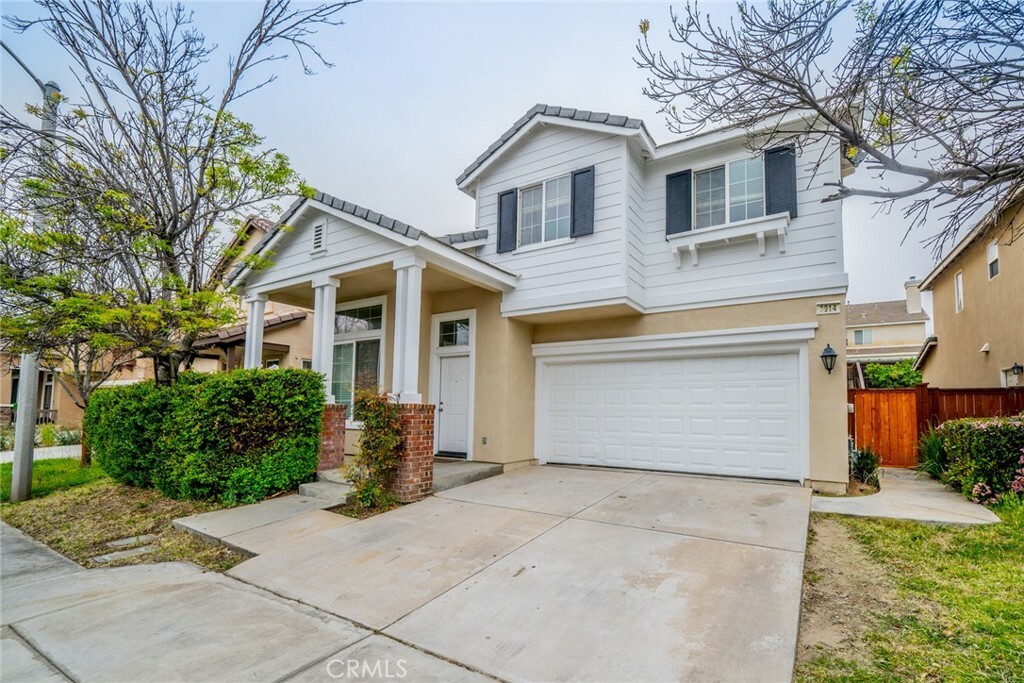 Property Photo:  3914 Bluff Street  CA 92571 