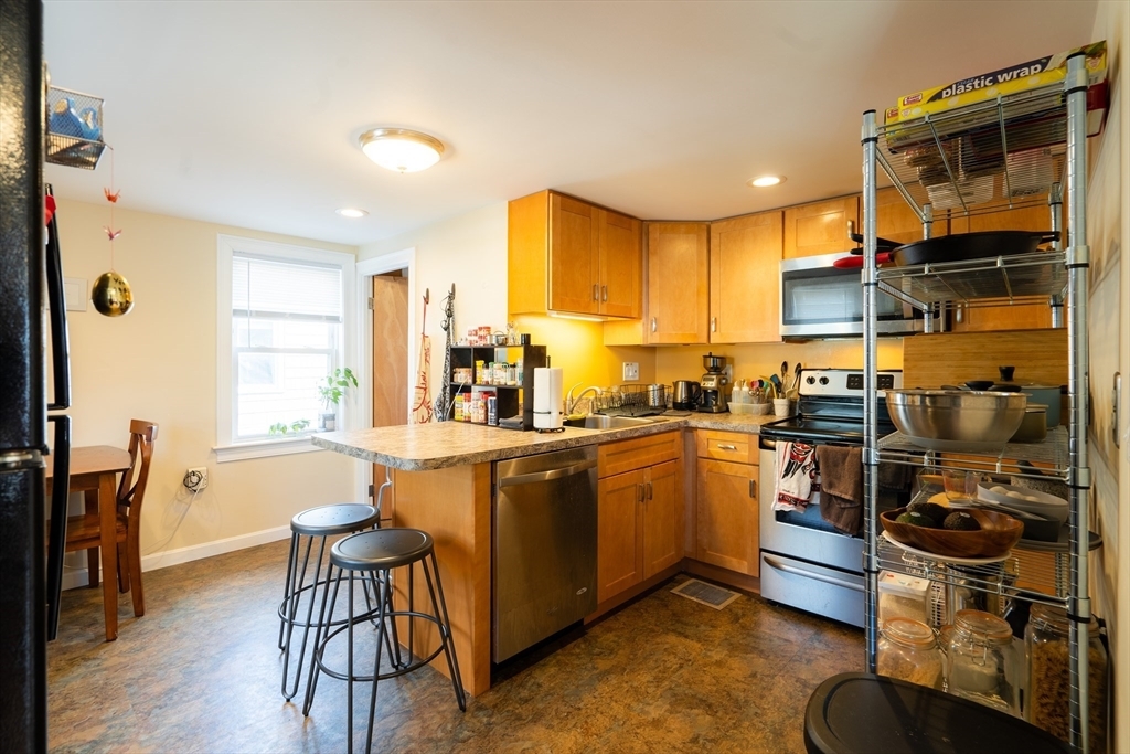 Property Photo:  295 Allston St 2  MA 02139 