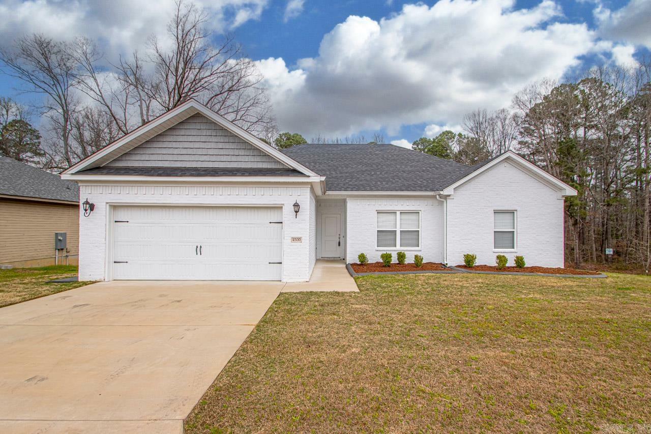 Property Photo:  4500 Western Woods Drive  AR 72015 